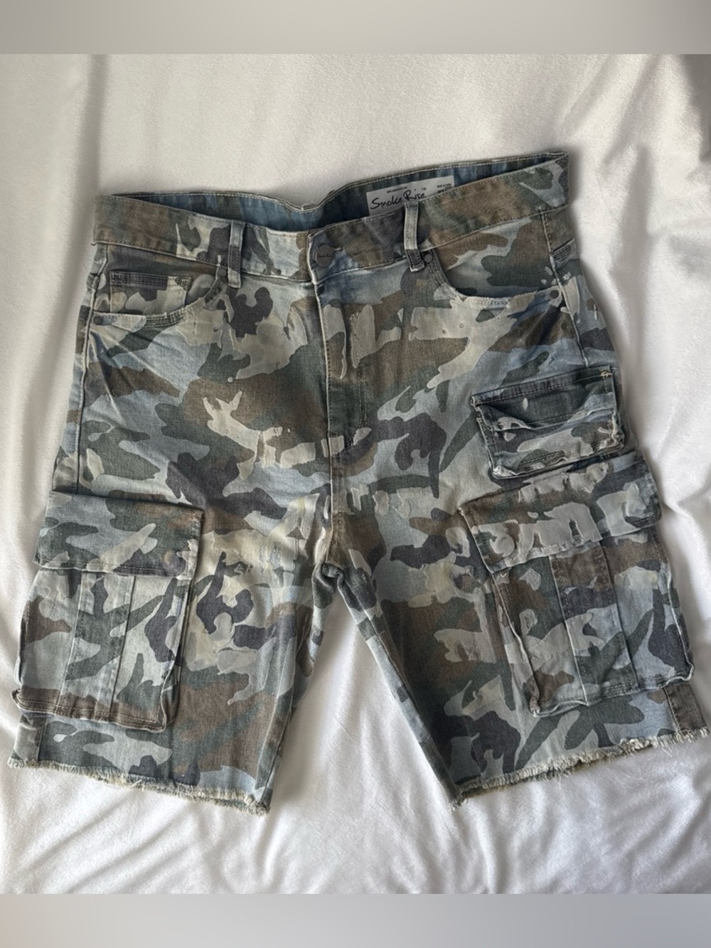 Smoke Rise Camo Cargo Shorts Size 34